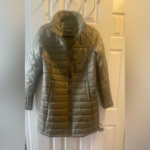 Patagonia woman’s puffer size small